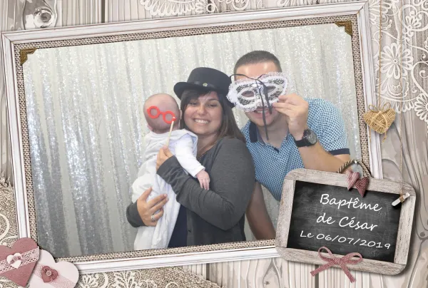 Exemple photo photobooth baptême